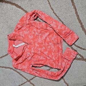 Lululemon camouflage cropped sweater
